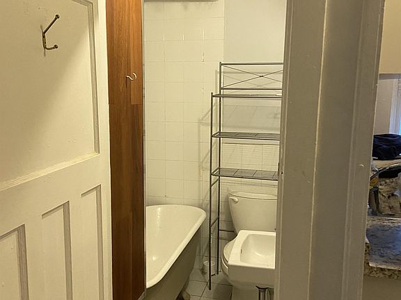 5th image of 277 Bronson Ave #1018102