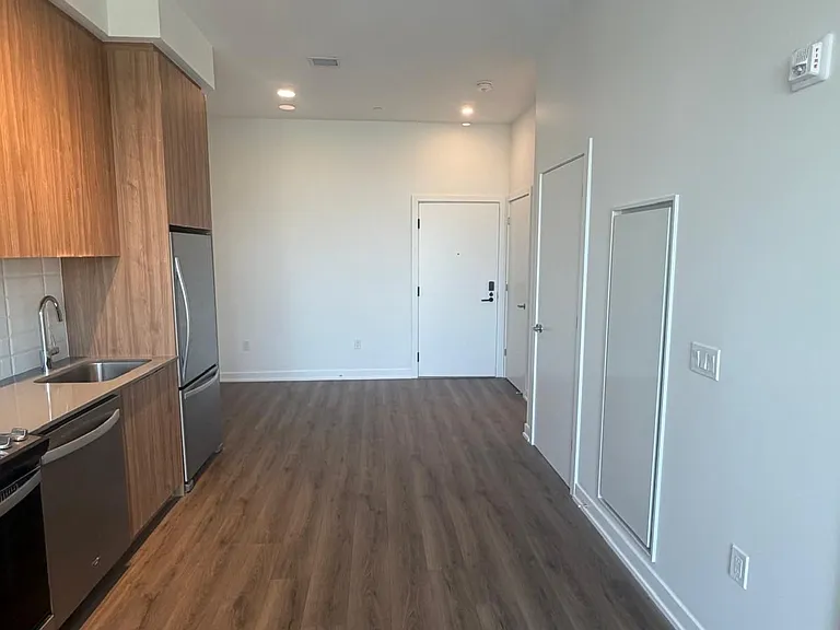 740 Whitlock Ave #809 — Photo 9