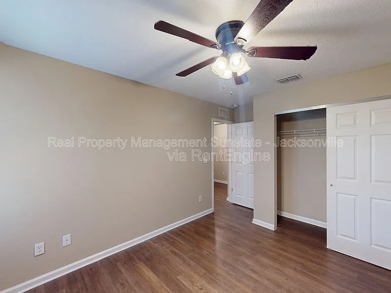 711 Cahoon Rd N — Photo 9