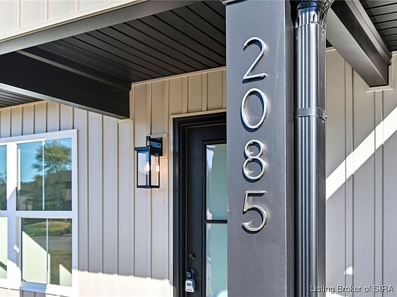 3rd image of 2085 Aster Drive