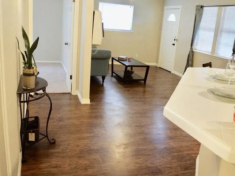 1129 Shadwell Dr #2 — Photo 3