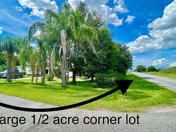 2nd image of 3227 Belaire Ct