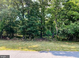 Haines Dr SW, Cumberland, MD 21502