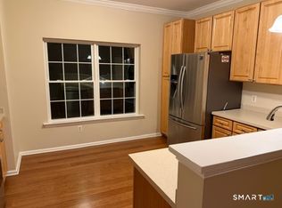 1 West St UNIT 112, Simsbury, CT 06070