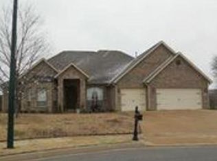 507 Grand Ct, Siloam Springs, AR 72761