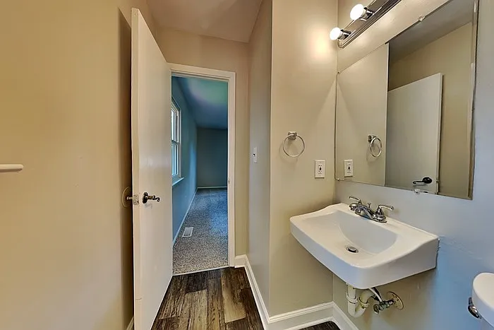 8 Lasonia Way — Photo 13