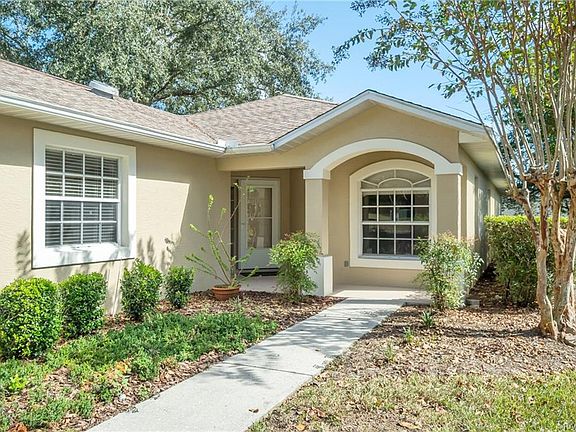 5th image of 2261 N Brentwood Cir