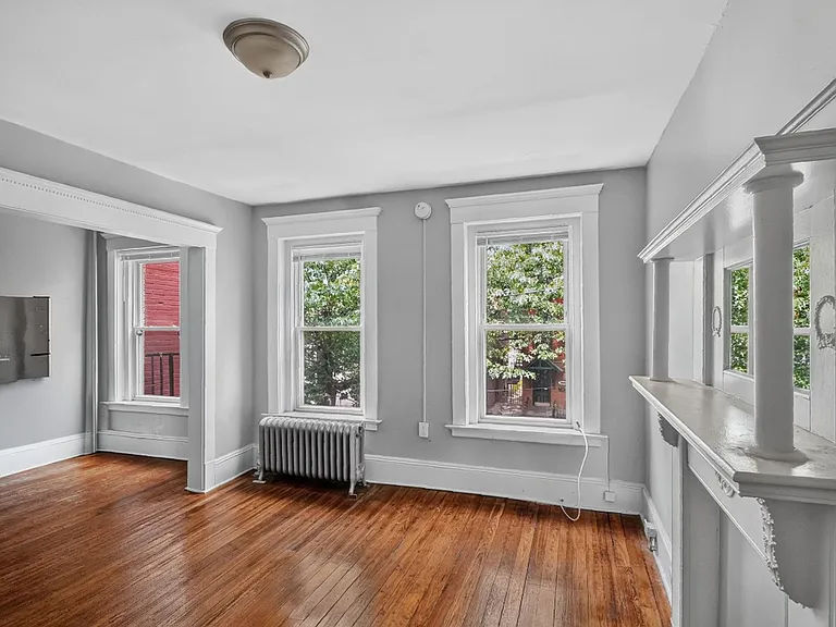 165 Park St — Photo 4