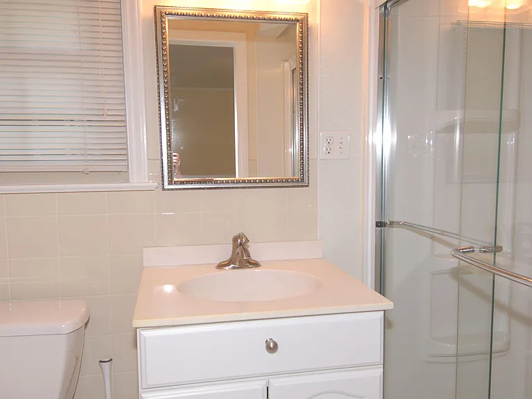 706 Smedes Pl — Photo 11