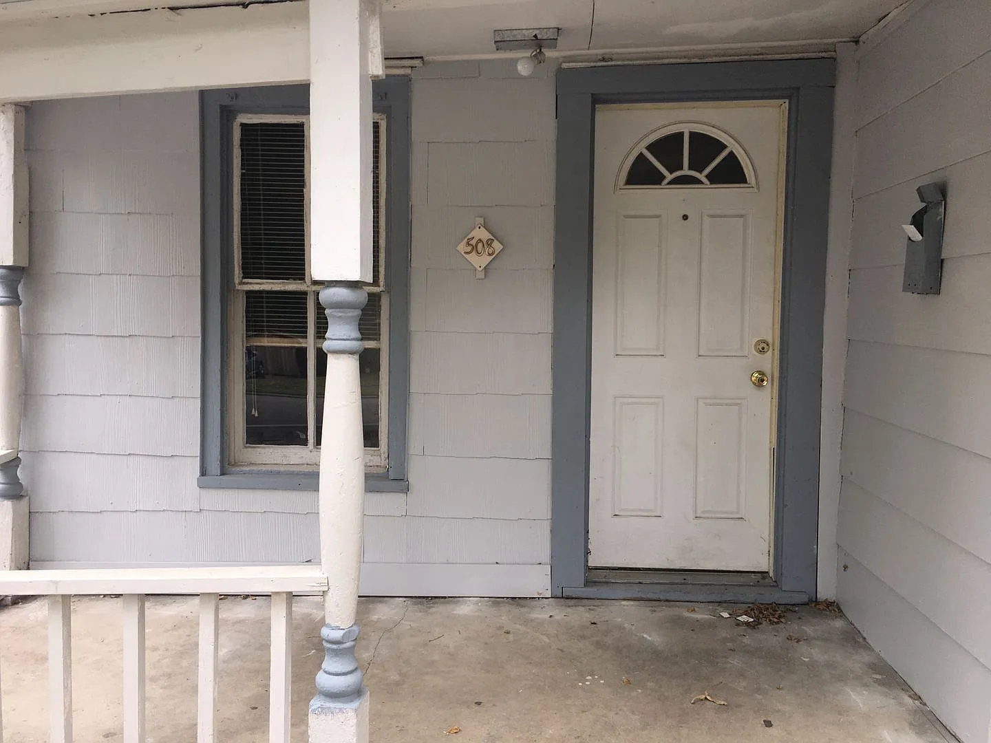 $850 - 2 bed 1 bath - Single Family Home — Photo 4