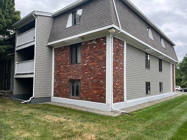 1st image of 220 Bedford St #38-D2