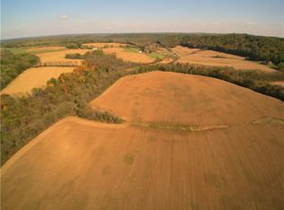 1198 Blackhawk Rd, Beaver Falls, PA 15010