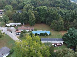 1100-1108 S Grandview Ave, Youngwood, PA 15697