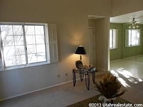 4th image of 1498 E Foxboro Dr