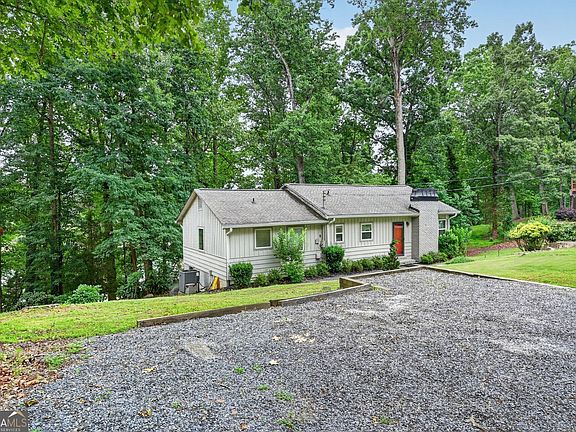 4th image of 6321 Lakeview Dr