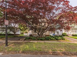 95 Pershing Dr, Rochester, NY 14609