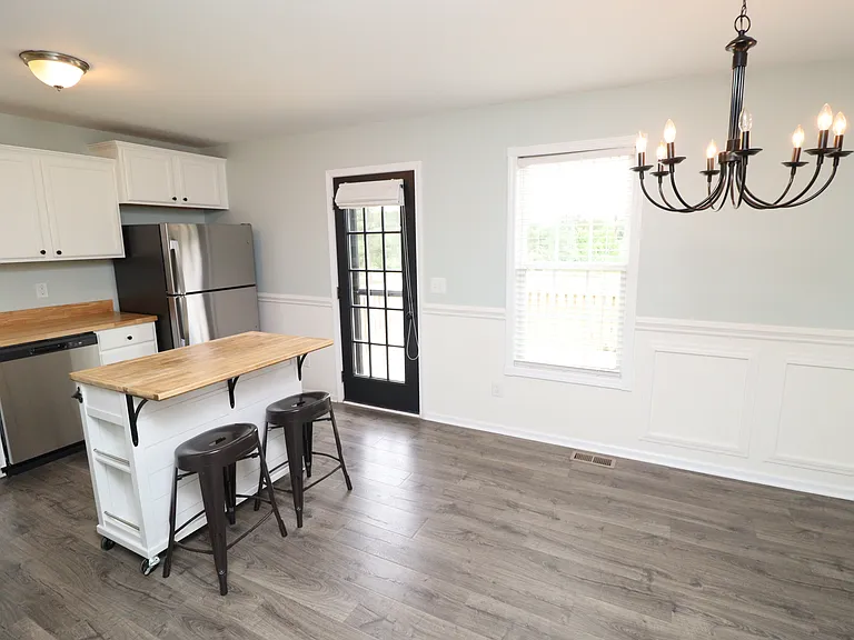 1041 Parkers Ridge Dr — Photo 7