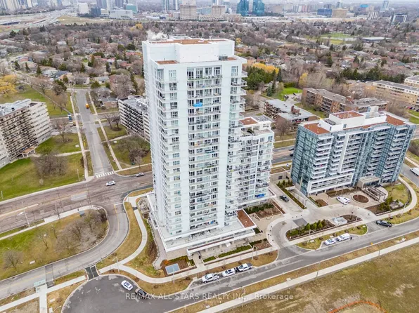 10 Deerlick Ct #605, Toronto, ON M3A 1Y4