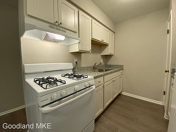 3rd image of 2114 W College Ave #7