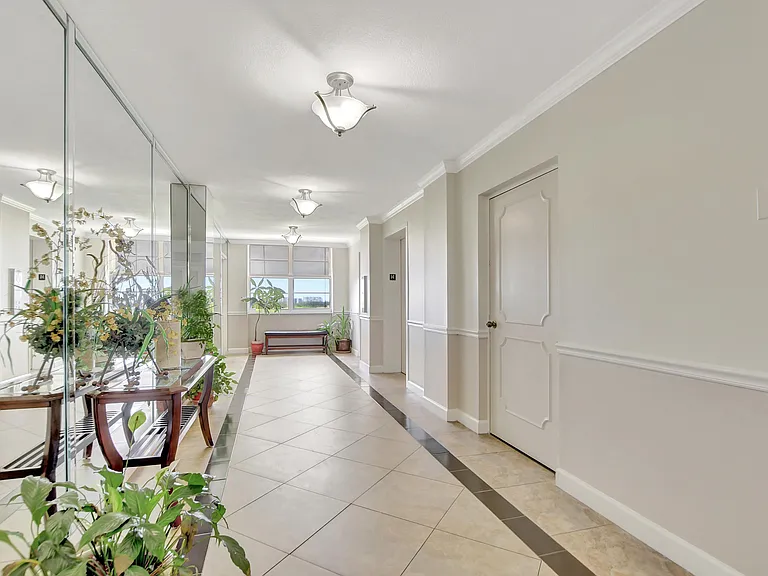 2121 N Ocean Blvd #1405E — Photo 35