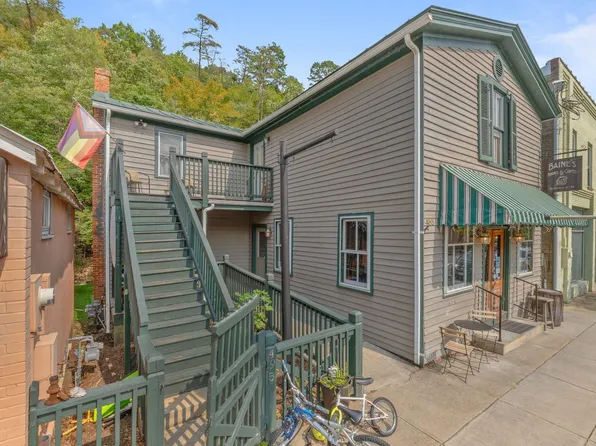 485 Valley St, Scottsville, VA 24590