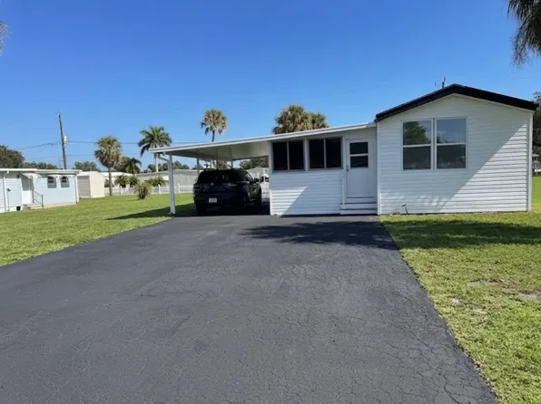 27367 Rue Viauv Ave, Bonita Springs, FL 34135