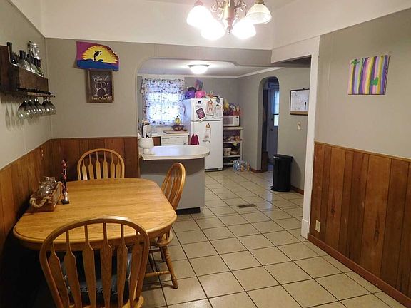 3rd image of 116 Nadel Ave