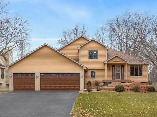 2025 87th Trl N, Brooklyn Park, MN 55443