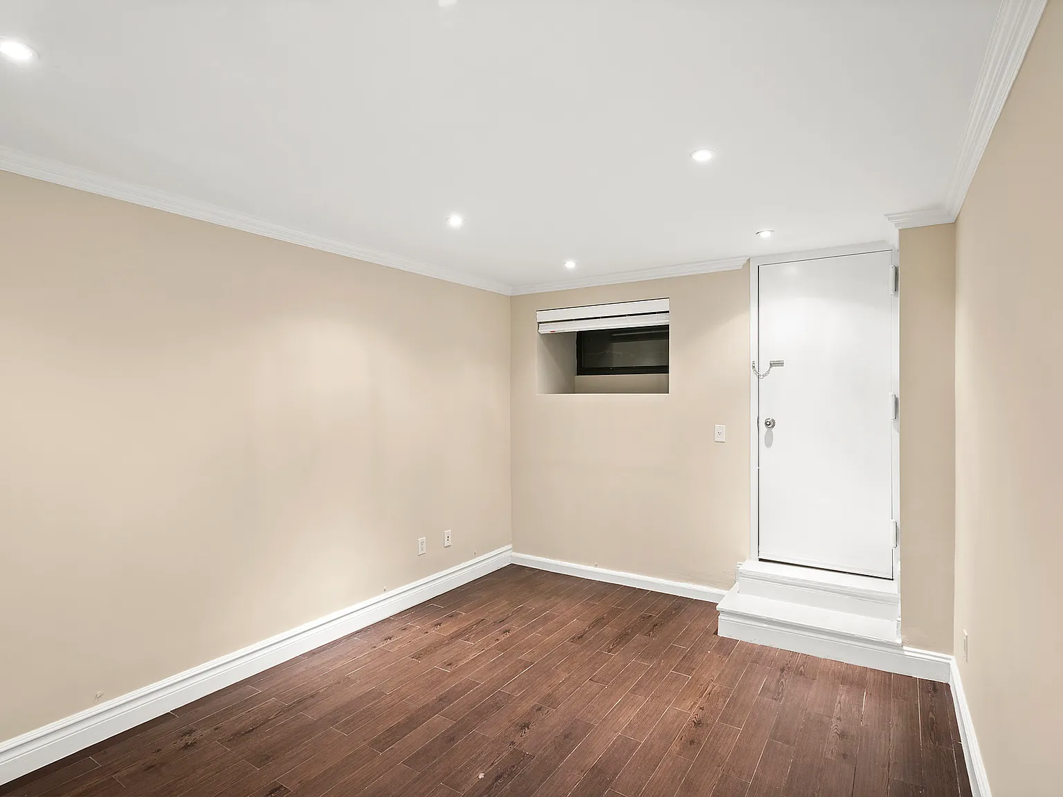 420 East 66th Street — Photo 4