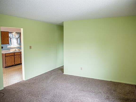 2nd image of 304 E Tanner Ave