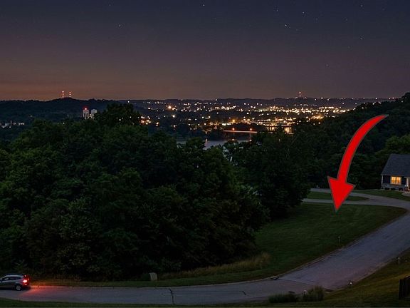 3rd image of Pointe West Ct