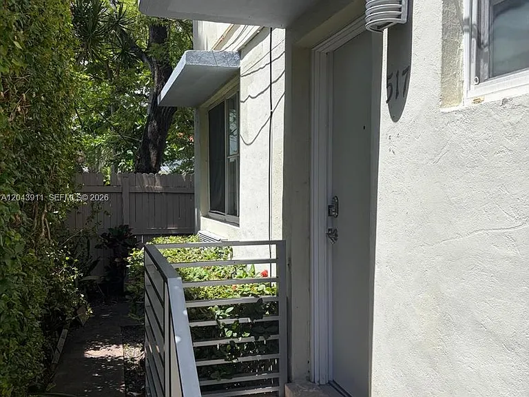 503 75th St #517 — Photo 2