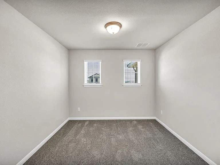 393 El Capitan Loop — Photo 23