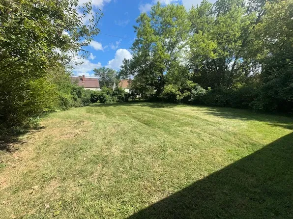 824 E Como Ave, Columbus, OH