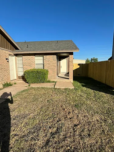 909 Betsy Ross Dr #B Photo 1