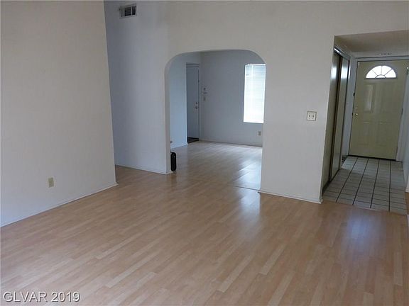 5th image of 6246 Cambria Ave