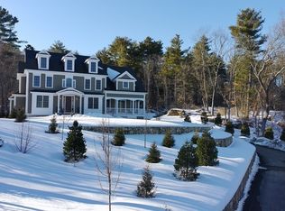 35 Shuttleworth Pl, Dedham, MA 02026