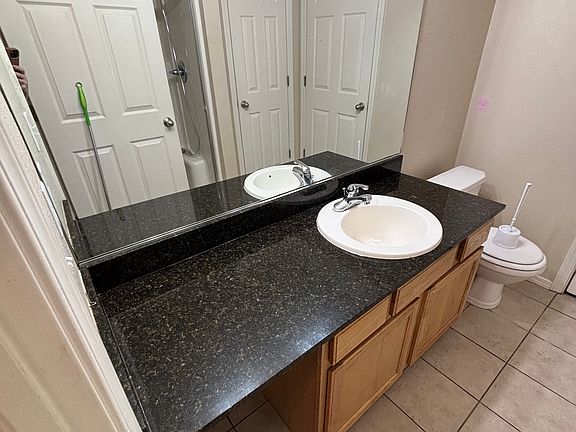 2nd image of 713 17th St