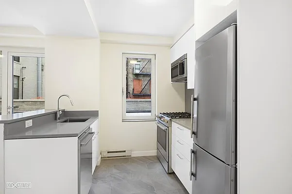 Rented by Citi Habitats | media 10