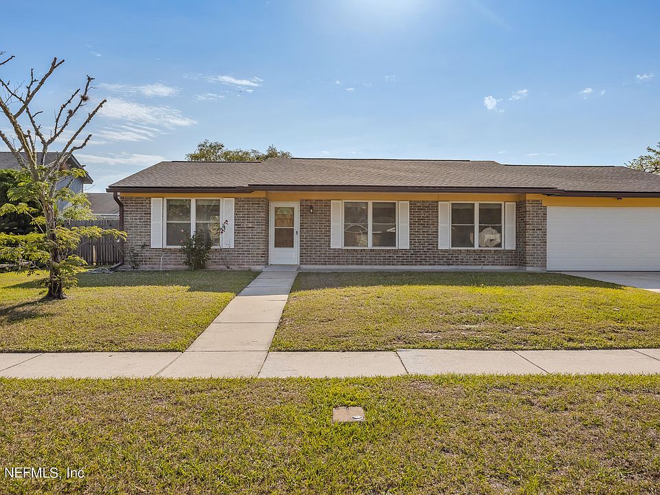 1st image of 125 QUARTON DR Drive