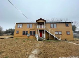 413 Margaret St #C & D, Kenedy, TX 78119