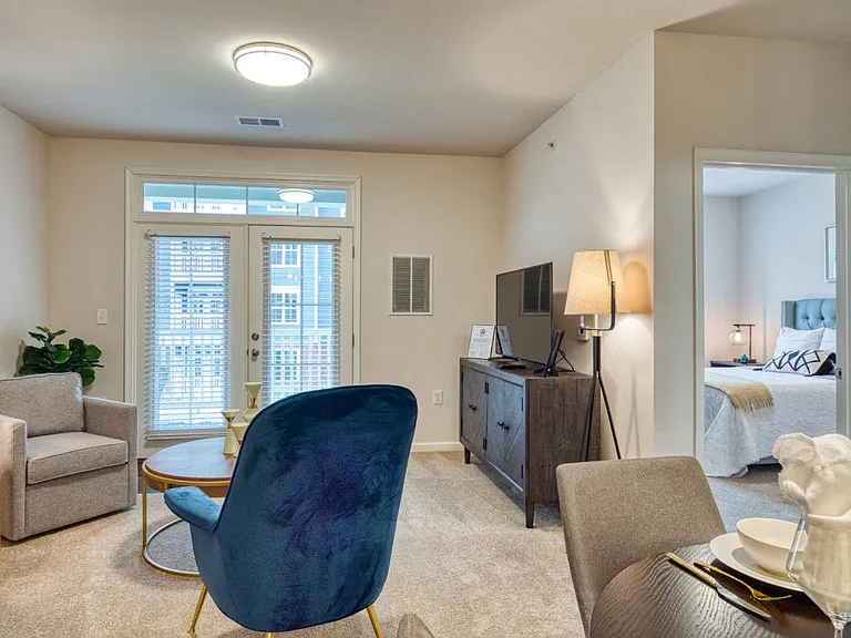 Crossroads Station Apartments — Photo 14