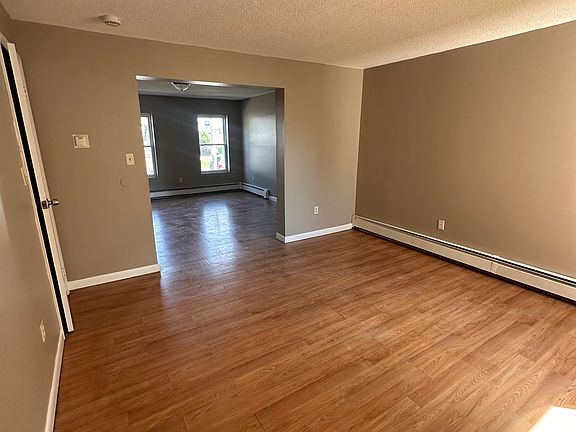 5th image of 189 Whiting St APT C