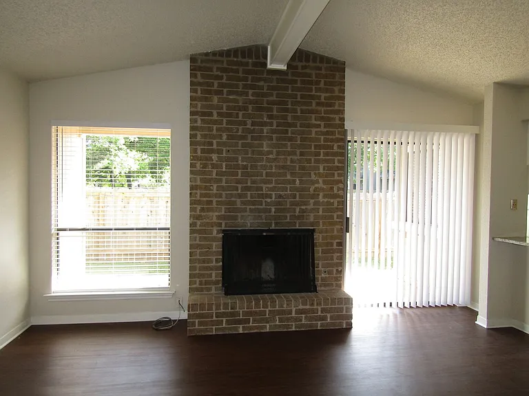 8325 Fathom Cir — Photo 5