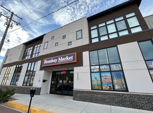 132 E University, Champaign, IL 61820