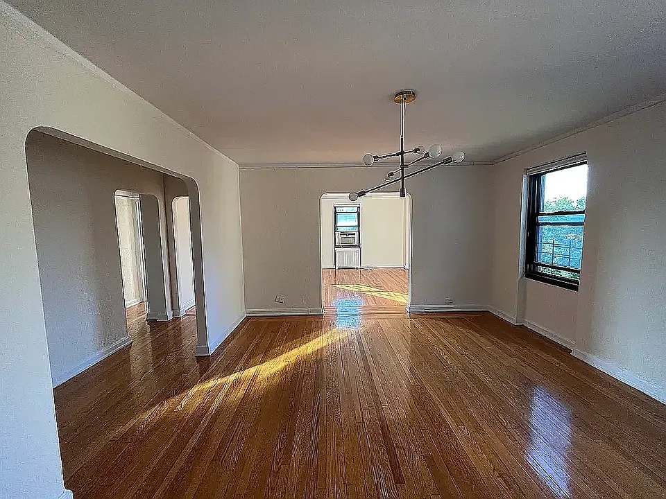 2728 Henry Hudson Pkwy #A84
