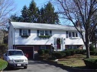 11 Coweeset Dr, Brockton, MA 02301