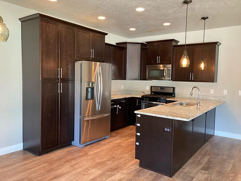 446 E Windy Garden Ln — Photo 7