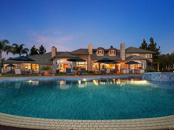 2nd image of 3303 Lilac Smt