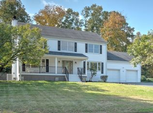 14 Lauren Ct, Byram Twp., NJ 07874